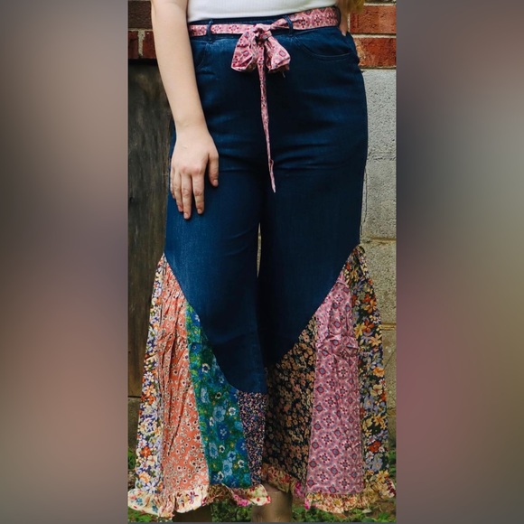 Boho Cropped Pants with Flare - Picture 2 of 2